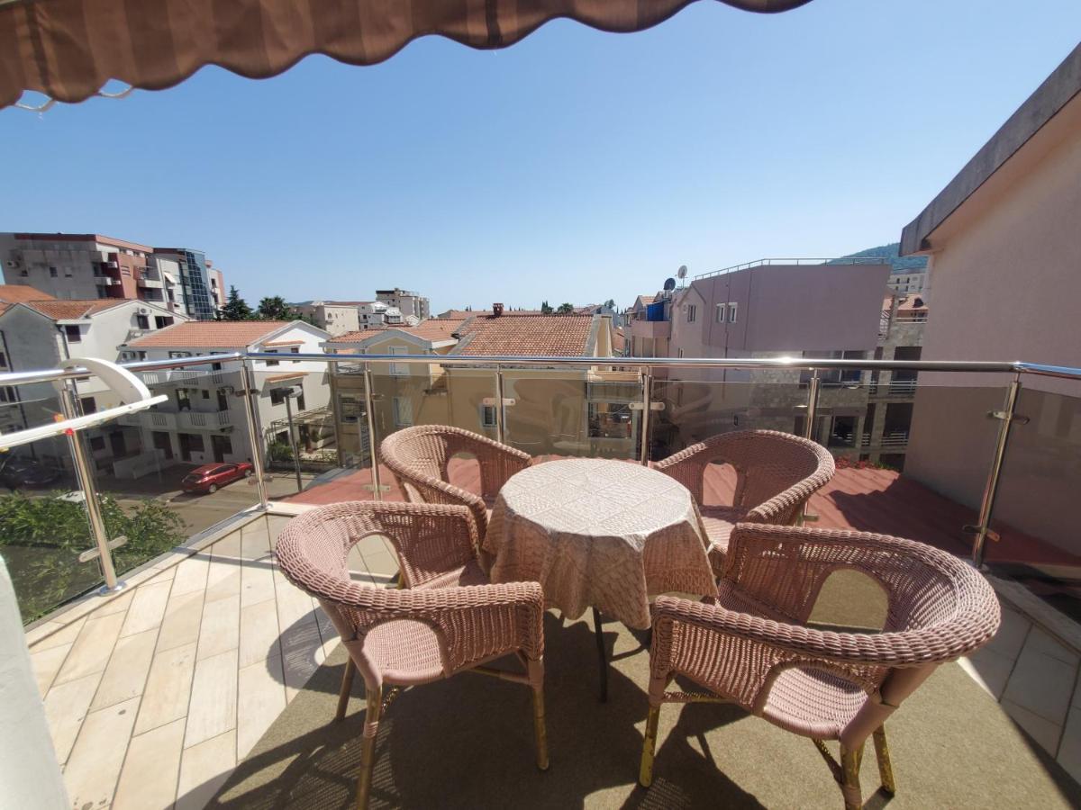 Egon Apartments Будва Экстерьер фото