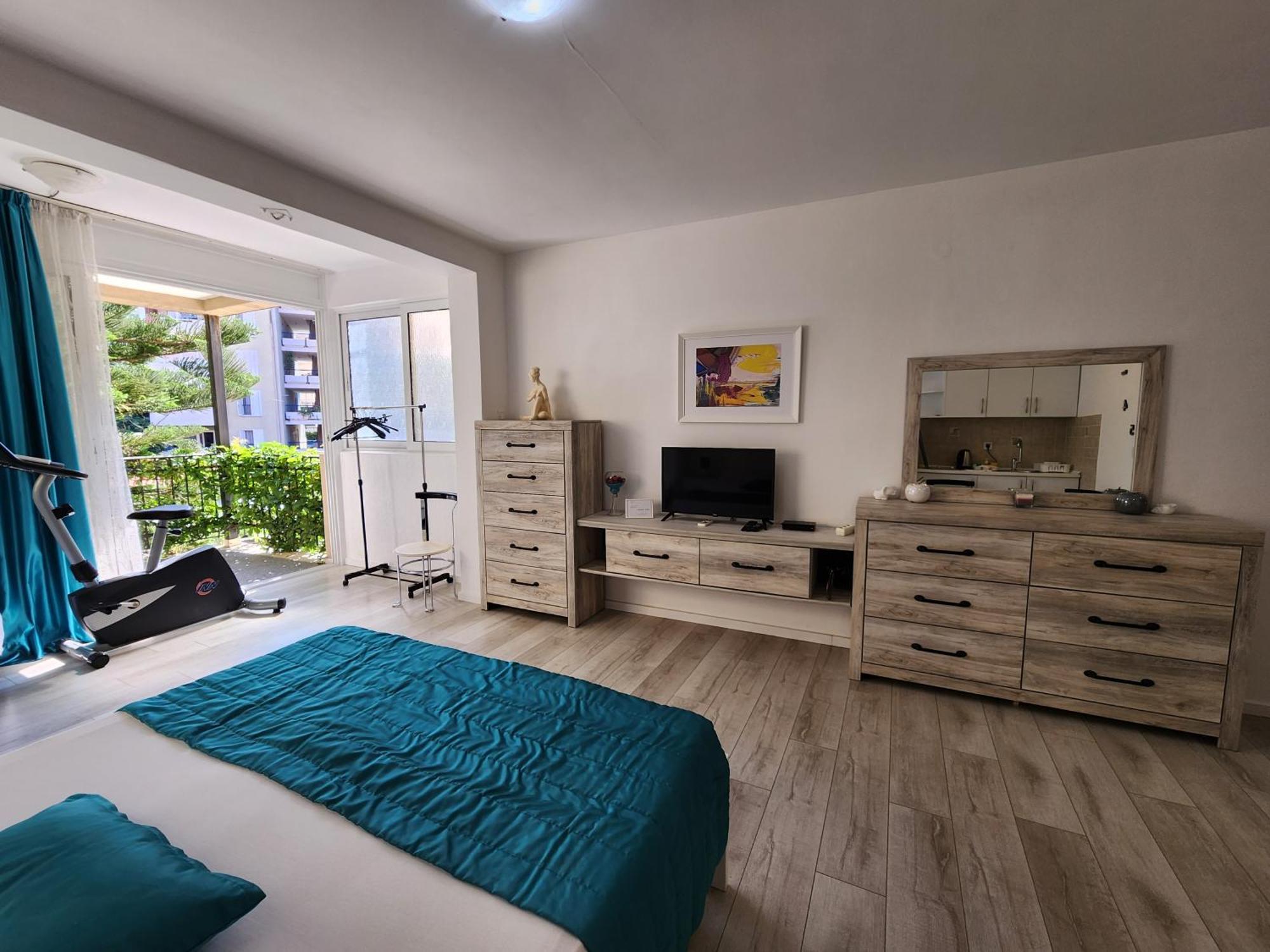 Egon Apartments Будва Экстерьер фото